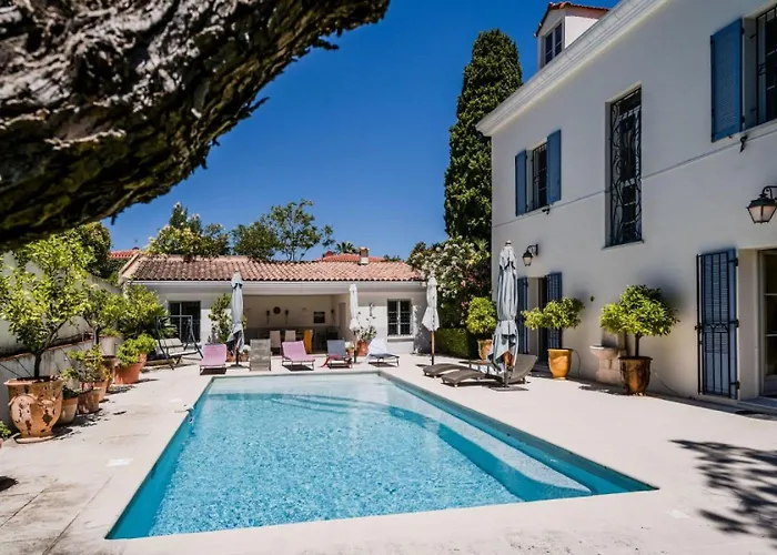 Villa Rare ! 7p Cap D'antibes, A Pied Des Plages - Rare ! 7p Cap D'antibes, A Pied Des Plages Mae-1953 Antibes