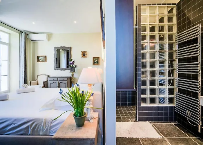 Villa Rare ! 7p Cap D'antibes, A Pied Des Plages - Rare ! 7p Cap D'antibes, A Pied Des Plages Mae-1953 *