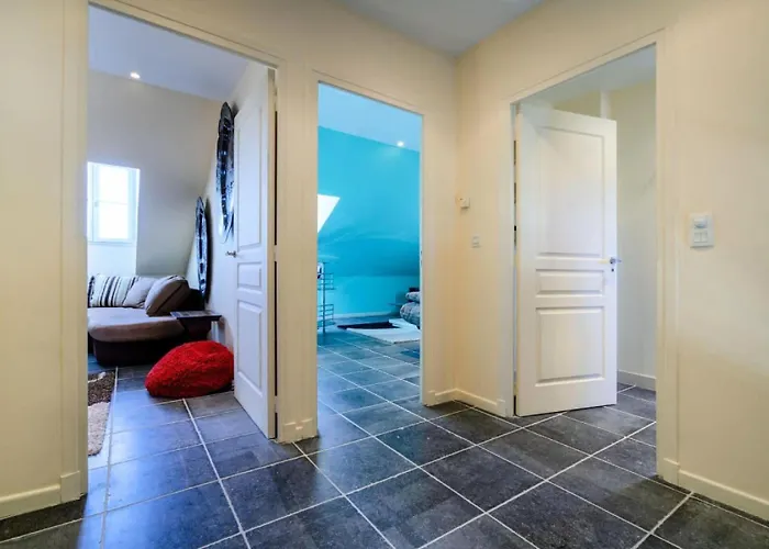 Rare ! 7p Cap D'antibes, A Pied Des Plages - Rare ! 7p Cap D'antibes, A Pied Des Plages Mae-1953